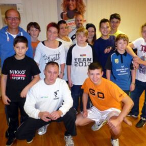 B2_Fitnessclub_Fit&Fun_Kickbox-Projekt_mit_der_Stadt_Kamp-Lintfort_.11.2013